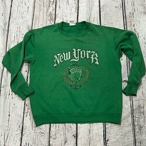 Vintage 1980s New York City NYC Green Nutmeg Mills 80s Sweatshirt